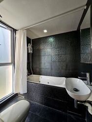 Loyang Valley (D17), Condominium #549720321
